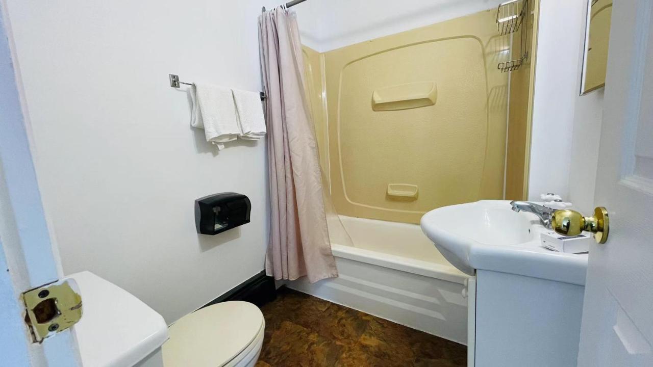 Summerside Motel &Cottages Экстерьер фото